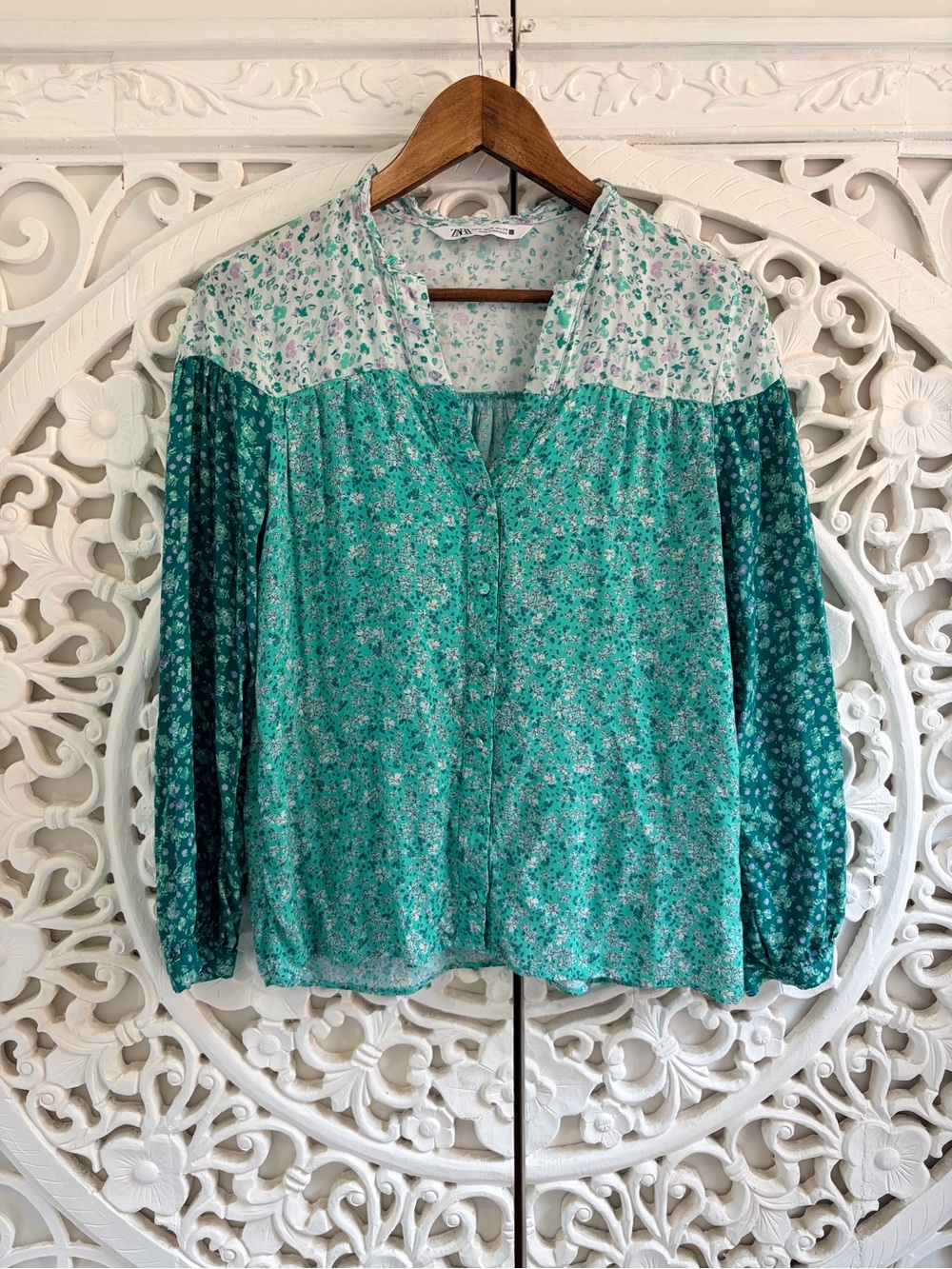 Zara Green Teal Mixed Floral Print Long Sleeve Blouse Size M